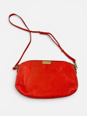 Burberry Red Orange Pebbled Leather Shoulder Bag Crossbody Purse Gold Hardware